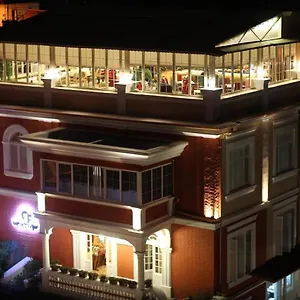 Otel Boutique Restaurant Gloria, Tiran